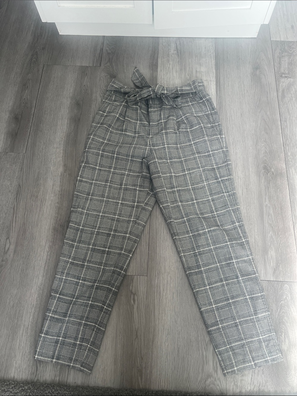 Grey, belt tie pants